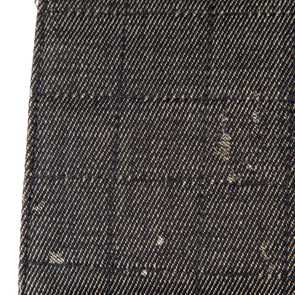 CHANEL Gray Crossbody Bag - Picture 4 of 5